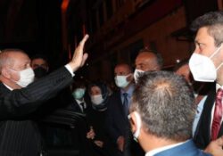 Кортеж Эрдогана освистали в Ризе: Мы народ, мы победим!