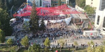 Митинг с участием Эрдогана оказался не таким масштабным, как его показали по телевизору
