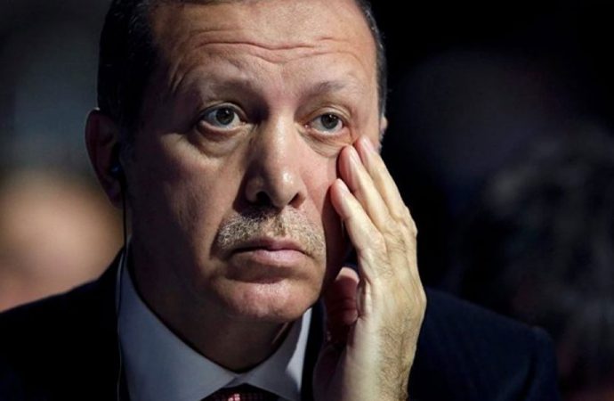 Опрос Metropoll: Доверие к Эрдогану ослабело   